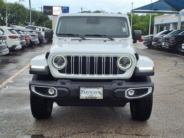 2025 Jeep Wrangler 4-Door Sahara 4x4