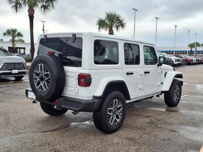 2025 Jeep Wrangler 4-Door Sahara 4x4