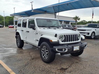 2025 Jeep Wrangler 4-Door Sahara 4x4