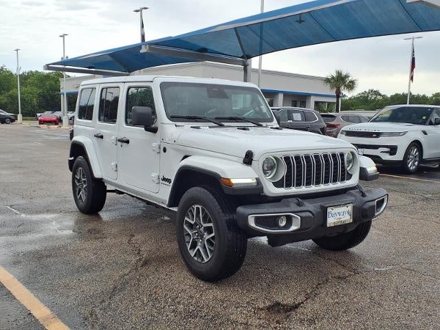 2025 Jeep Wrangler 4-Door Sahara 4x4