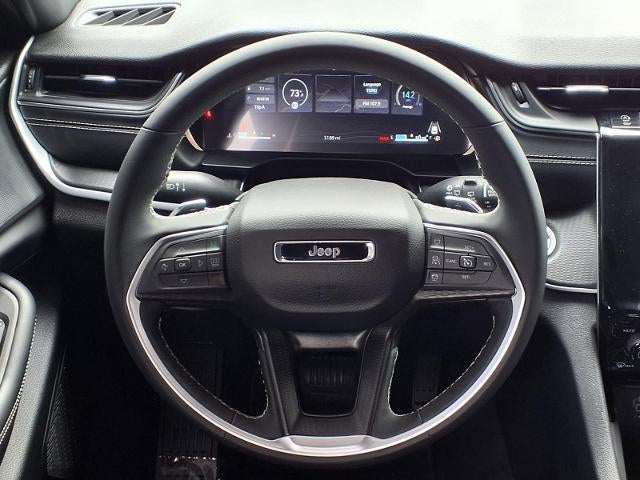 2025 Jeep Grand Cherokee Altitude 4x2