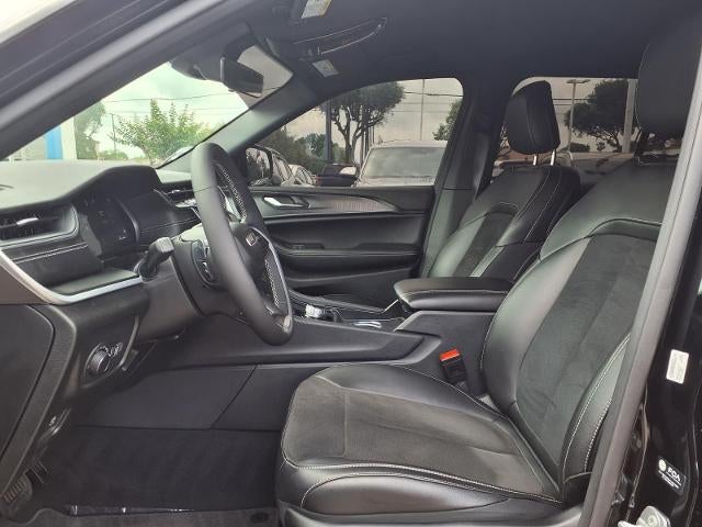 2025 Jeep Grand Cherokee Altitude 4x2