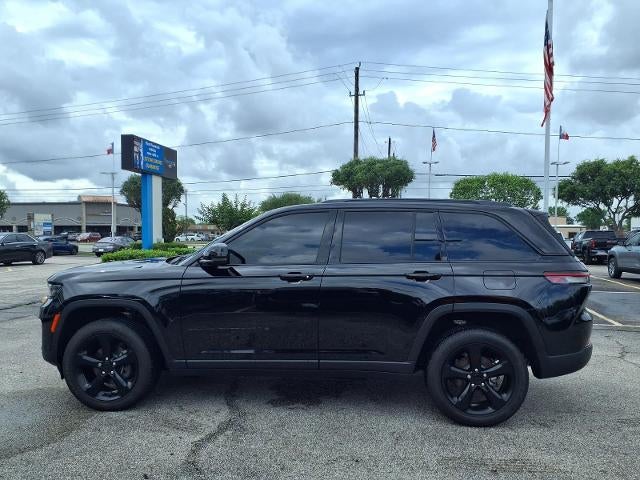 2025 Jeep Grand Cherokee Altitude 4x2