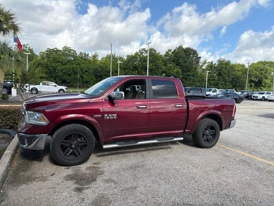 2017 RAM 1500 Laramie Crew Cab 4x2 5'7" Box