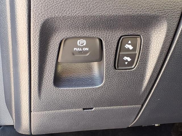 2020 RAM 1500 Limited Crew Cab 4x2 5'7" Box