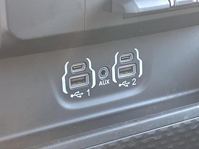 2024 RAM 1500 Laramie Crew Cab 4x2 5'7" Box