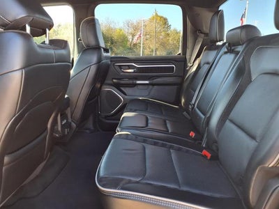 2024 RAM 1500 Laramie Crew Cab 4x2 5'7" Box