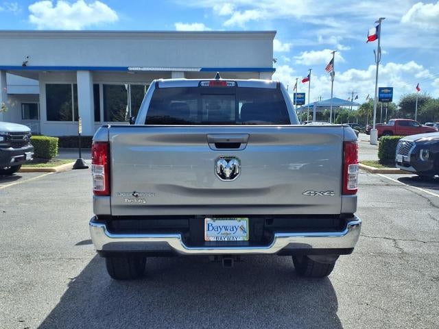 2022 RAM 1500 Lone Star Crew Cab 4x4 5'7" Box