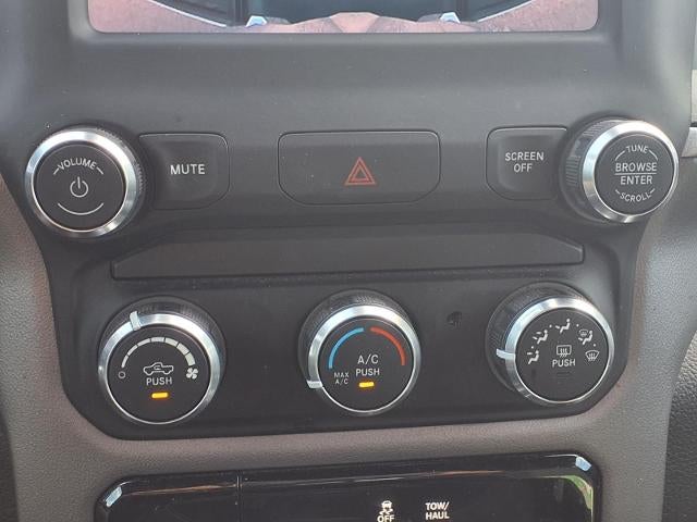 2022 RAM 1500 Lone Star Crew Cab 4x4 5'7" Box