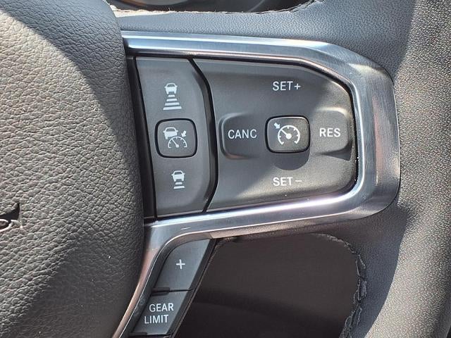 2025 RAM 1500 Laramie Crew Cab 4x4 5'7" Box