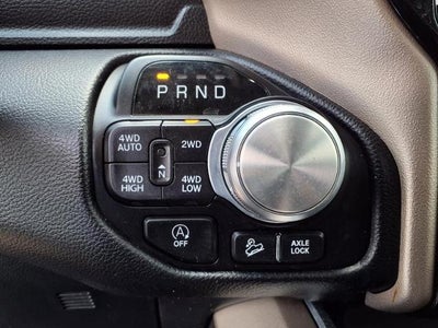 2022 RAM 1500 Laramie Crew Cab 4x4 5'7" Box