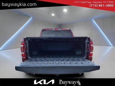 2022 RAM 1500 Laramie Crew Cab 4x4 5'7" Box
