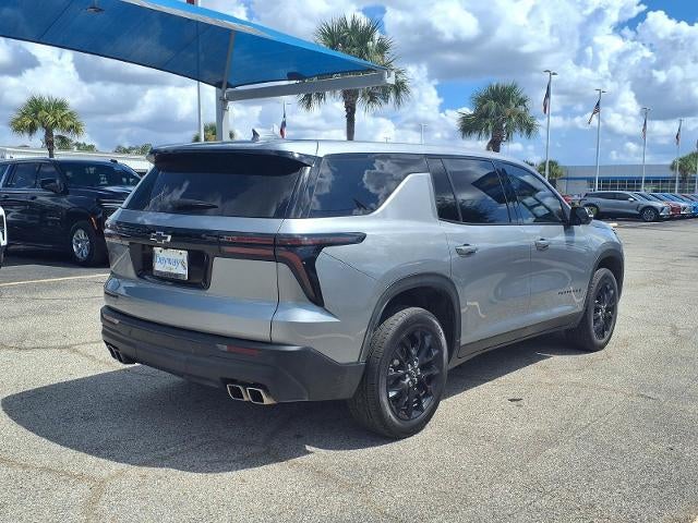 2024 Chevrolet Traverse LS