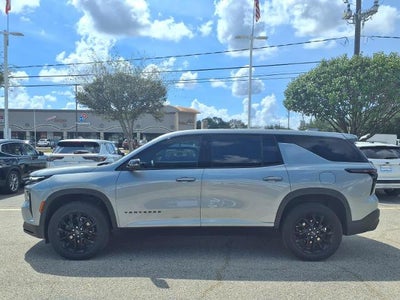 2024 Chevrolet Traverse LS