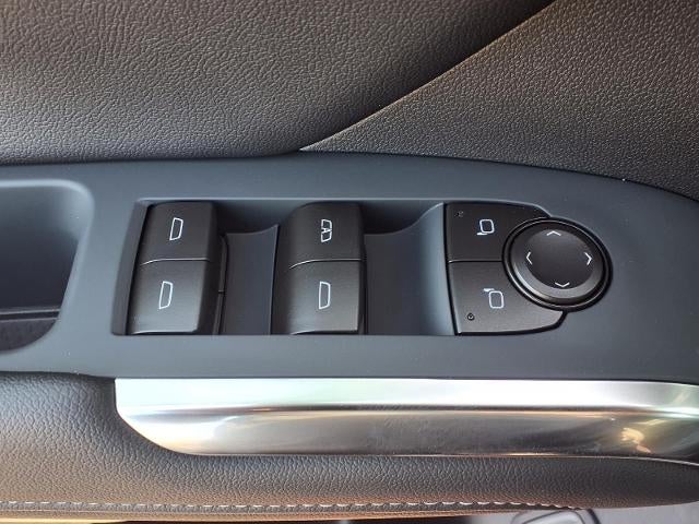 2027 Chevrolet Traverse LT - Photo 10