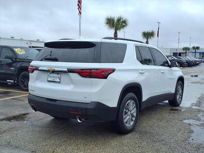 2022 Chevrolet Traverse LT Cloth