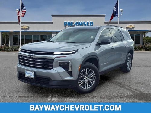 2025 Chevrolet Traverse LT