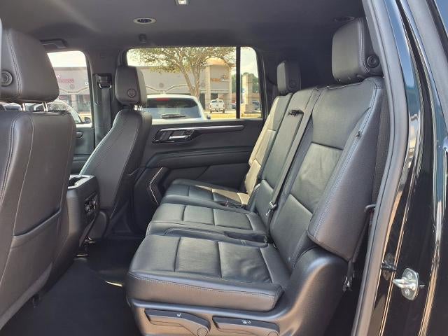 2025 Chevrolet Suburban LT