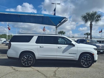 2024 Chevrolet Suburban RST