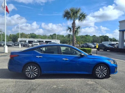 2025 Nissan Altima SV FWD