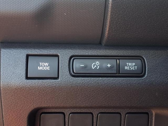 2024 Nissan Frontier Crew Cab PRO-X 4x2