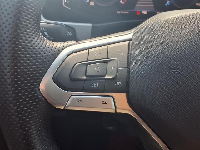 2023 Volkswagen Atlas Cross Sport 3.6L V6 SEL Premium R-Line