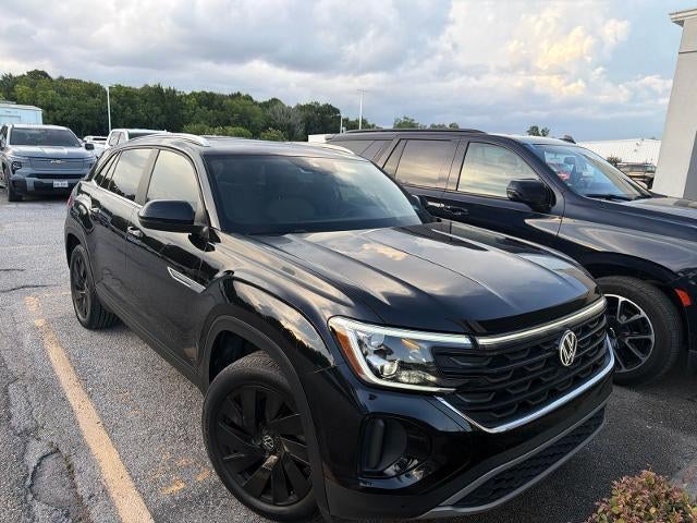 2024 Volkswagen Atlas Cross Sport 2.0T SE w/Technology