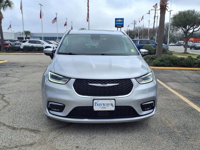 2023 Chrysler Pacifica Hybrid Limited