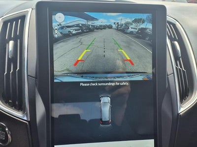 2022 Ford Edge Titanium