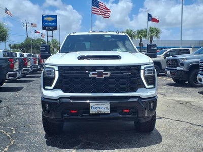 2026 Chevrolet Silverado 2500 HD ZR2