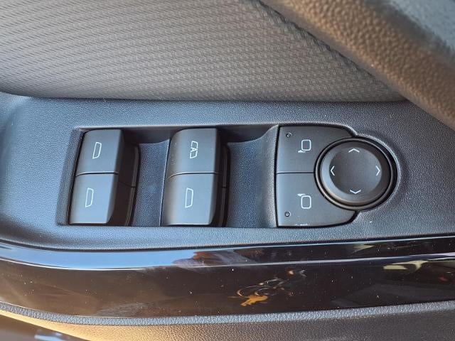 2026 Chevrolet Equinox LT - Photo 10
