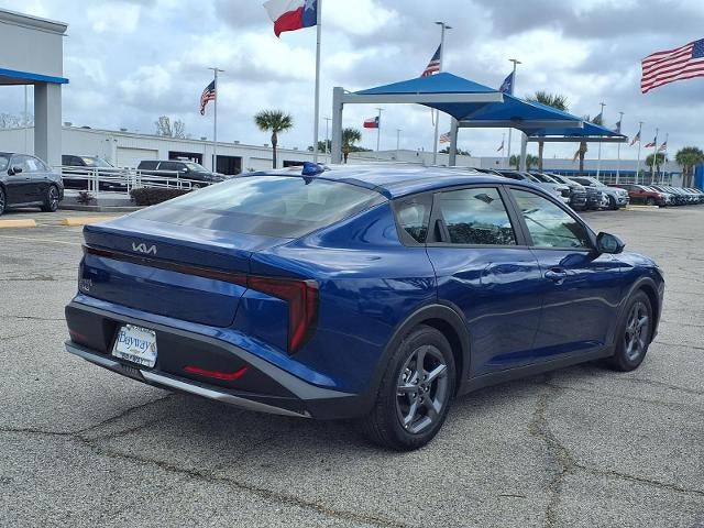 Used 2025 Kia K4 LXS with VIN 3KPFT4DE4SE098104 for sale in Pearland, TX
