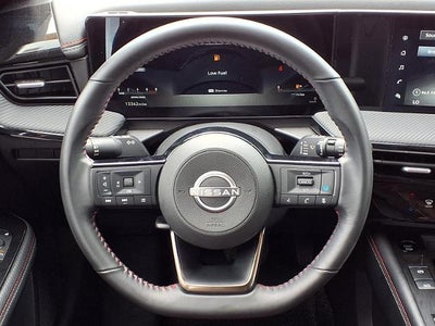 2025 Nissan Kicks SR Intelligent AWD