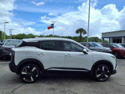 2025 Nissan Kicks SR Intelligent AWD