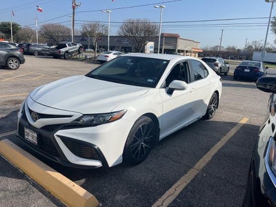 2023 Toyota Camry SE