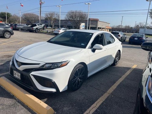 2023 Toyota Camry SE