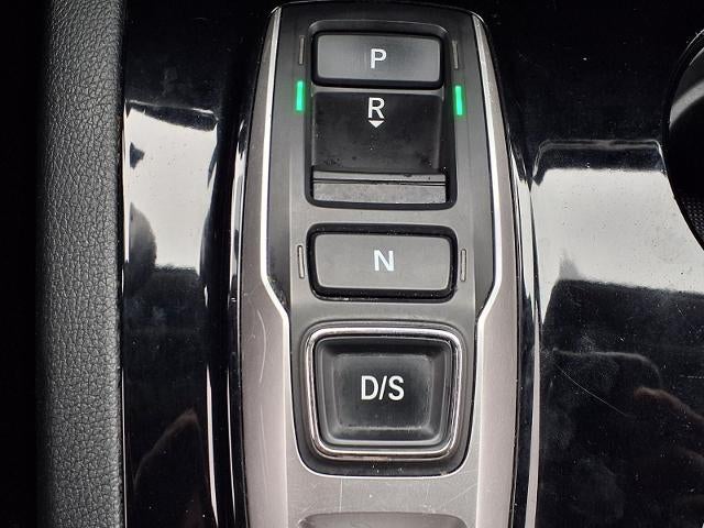 2022 Honda Pilot 2WD Touring 7 Passenger