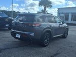 2025 Nissan Pathfinder SV FWD