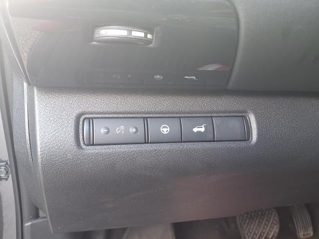 2025 Nissan Pathfinder SV FWD