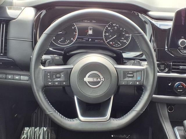 2025 Nissan Pathfinder SV FWD
