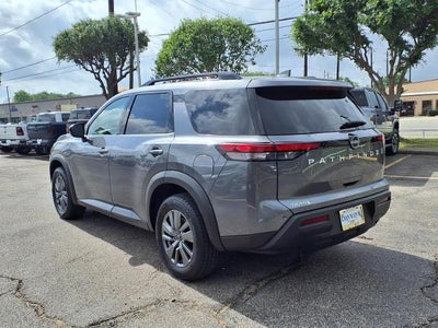 2025 Nissan Pathfinder SV FWD