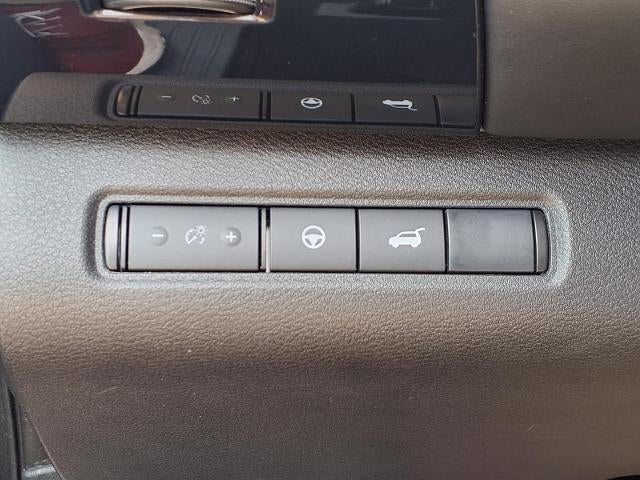 2025 Nissan Pathfinder SV FWD