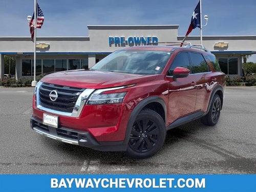 2023 Nissan Pathfinder SL FWD