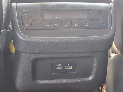 2023 Nissan Pathfinder SL FWD