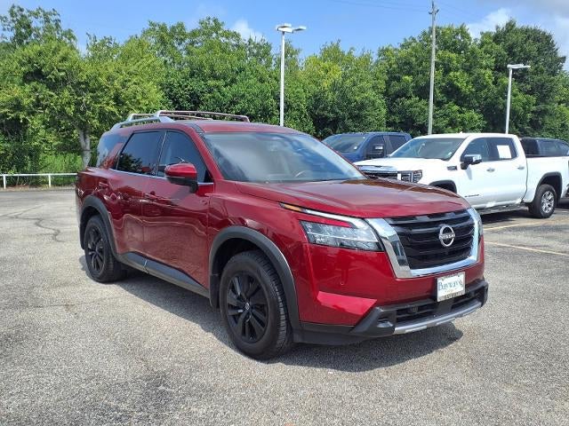 2023 Nissan Pathfinder SL FWD