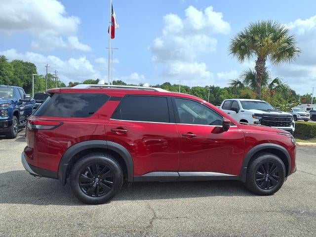 2023 Nissan Pathfinder SL FWD