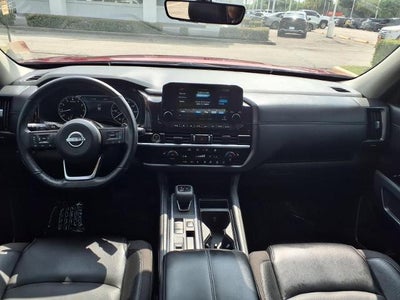 2023 Nissan Pathfinder SL FWD