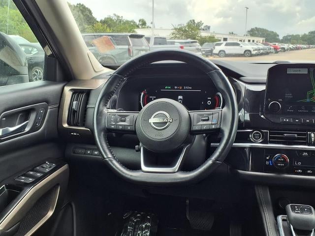 2023 Nissan Pathfinder Platinum 4WD