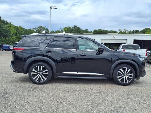 2023 Nissan Pathfinder Platinum 4WD