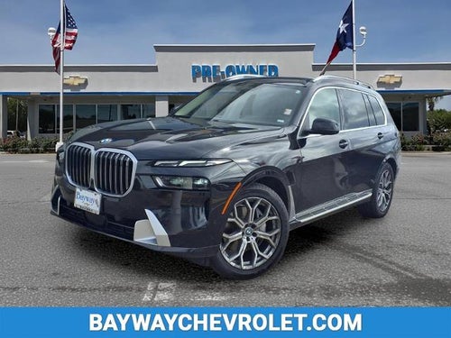 2025 BMW X7 xDrive40i